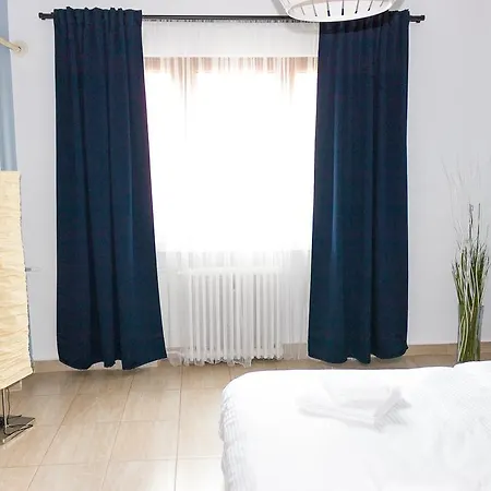 Grand - Beldiman Apartamento